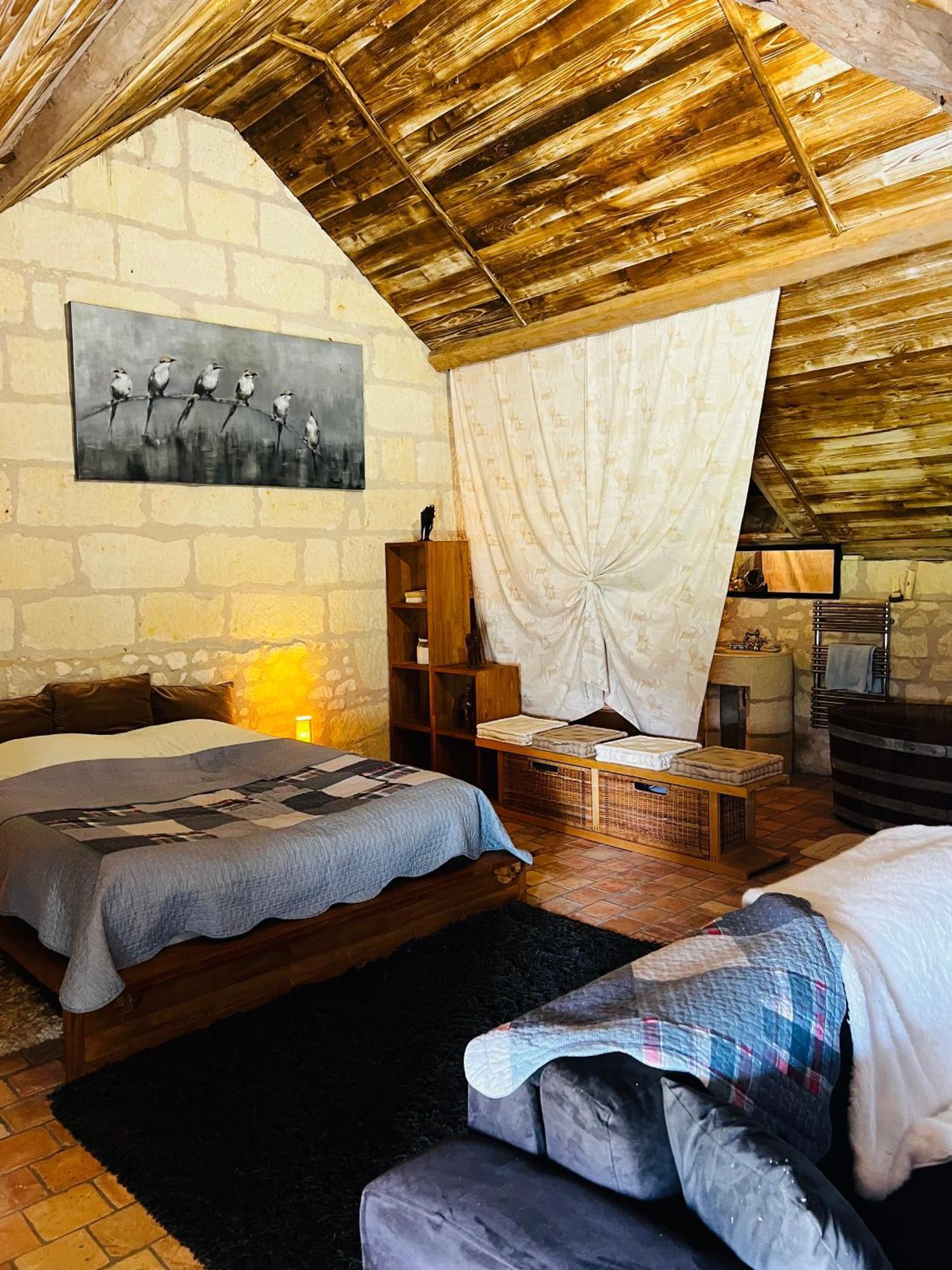 Chateau De La Thibaudiere - Chambre Du Tonneau Allonnes  Zewnętrze zdjęcie