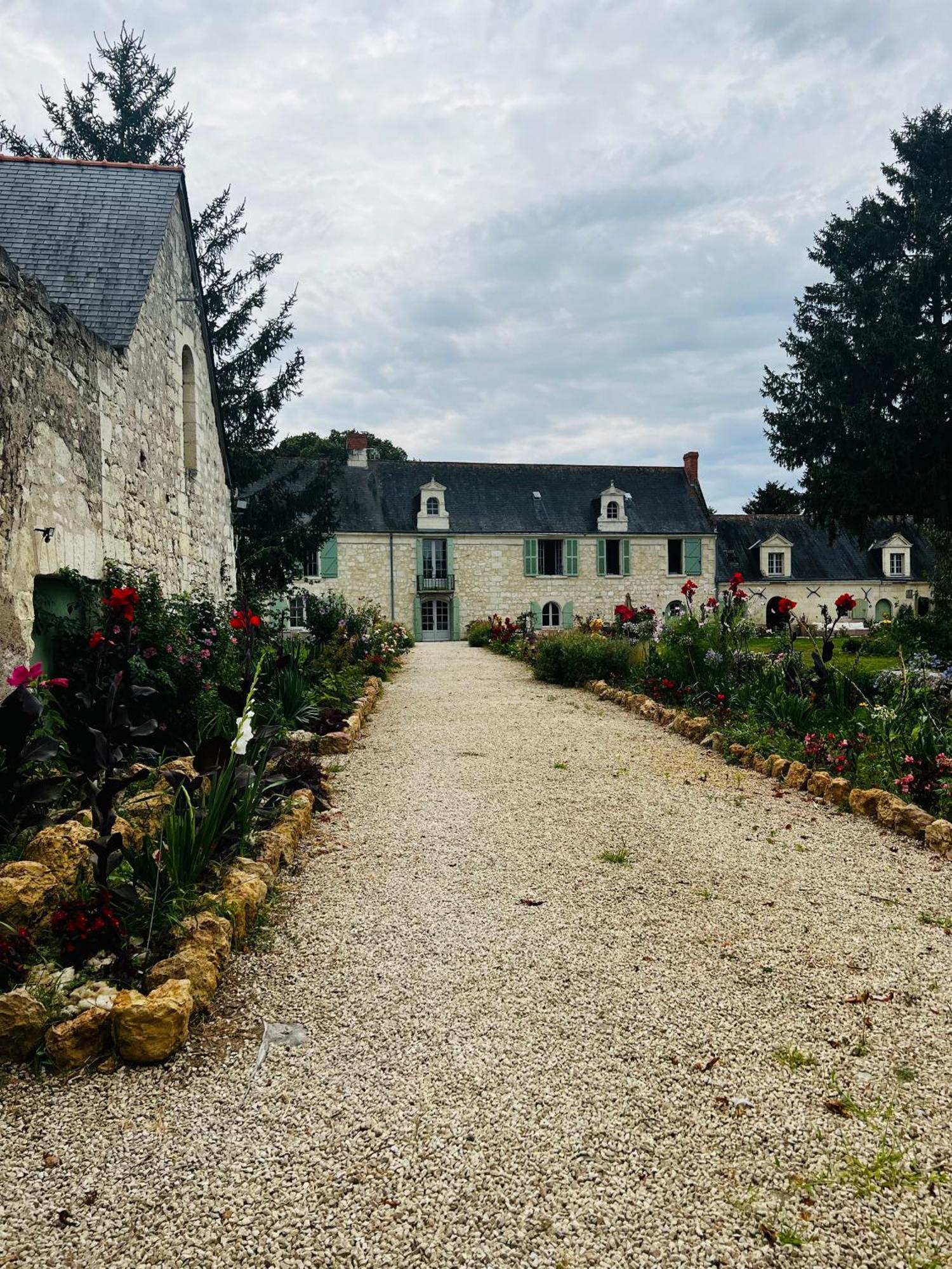 Chateau De La Thibaudiere - Chambre Du Tonneau Allonnes  Zewnętrze zdjęcie